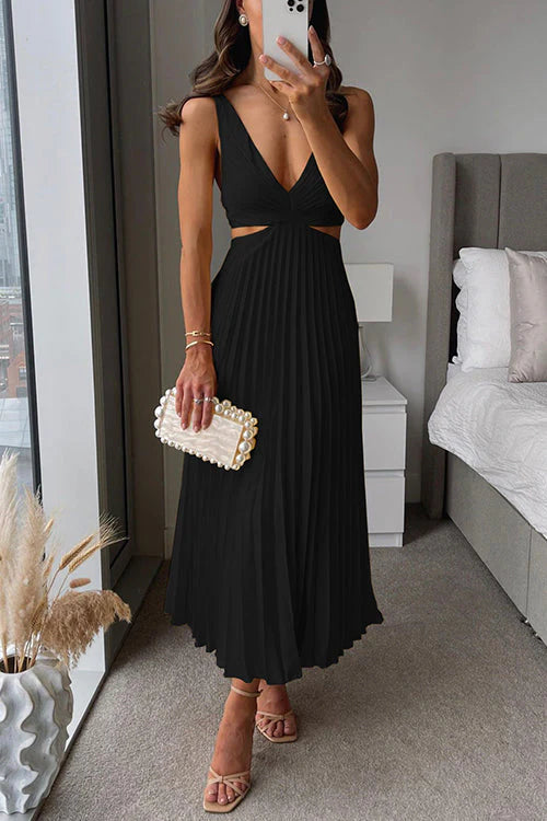 Women's Pleated Maxi Dress Elegant & Flowy