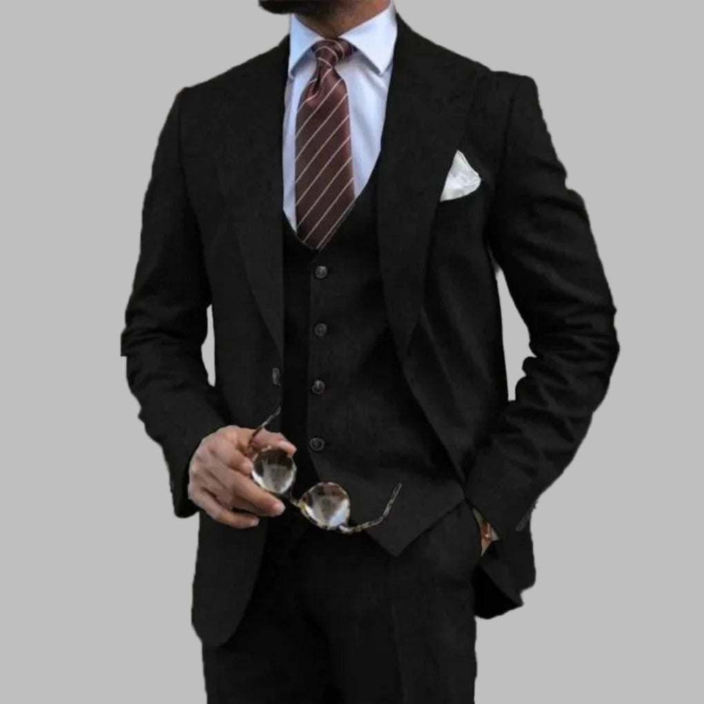 Lightweight Men’s Three-Piece Suit with Turn-Down Collar