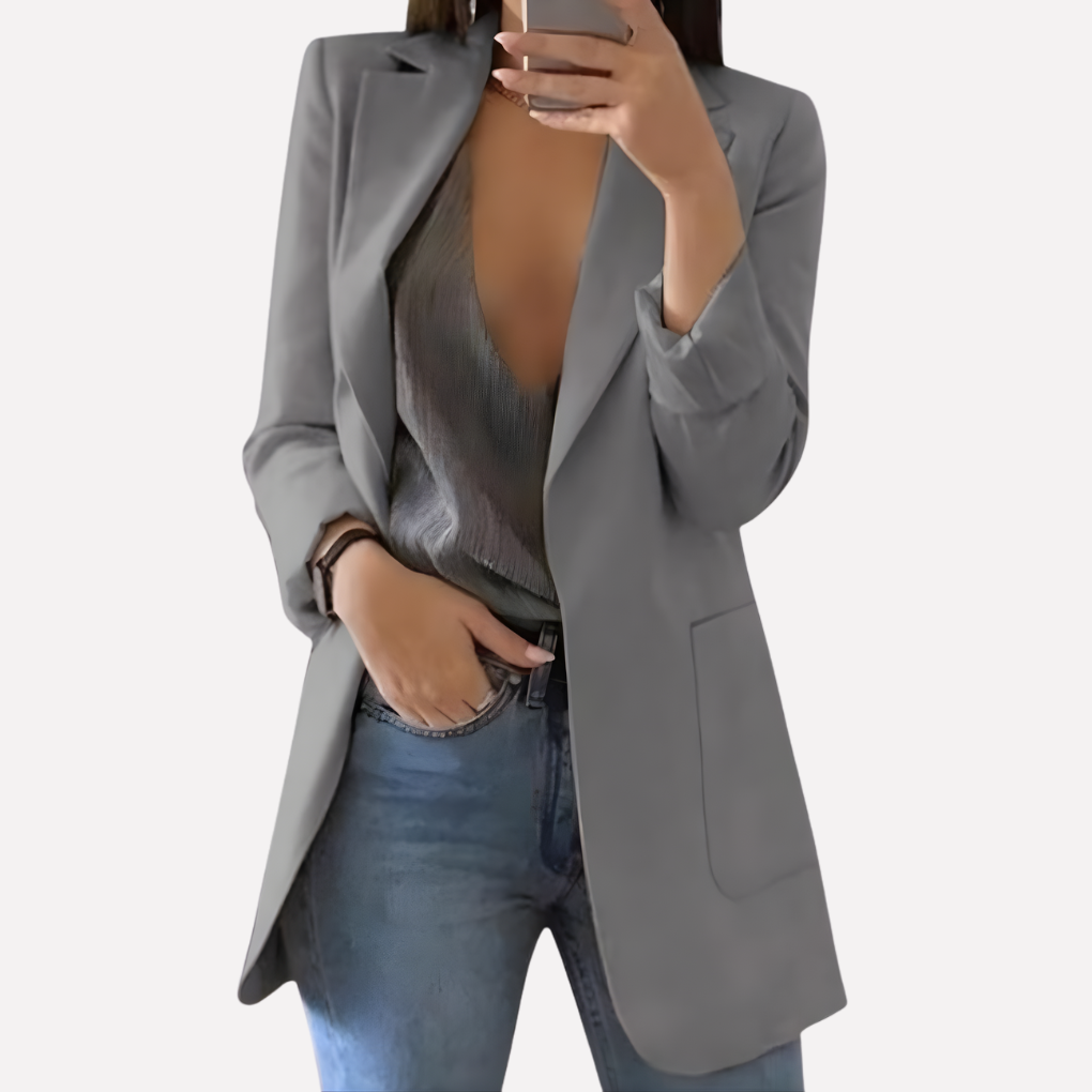 Women’s Front Pocket Blazer – Structured Everyday Layer