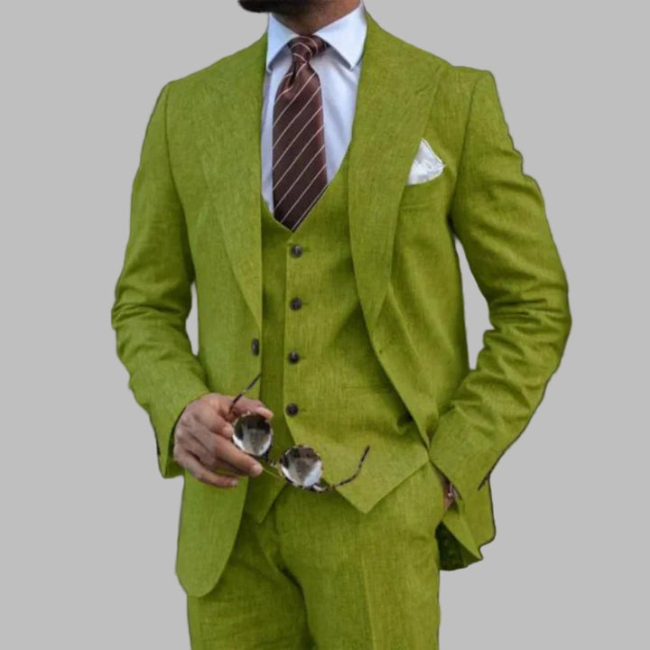 Lightweight Men’s Three-Piece Suit with Turn-Down Collar