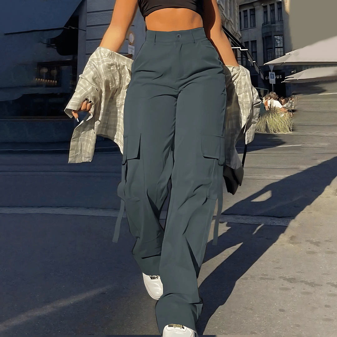 Women’s High Waisted Cargo Pants