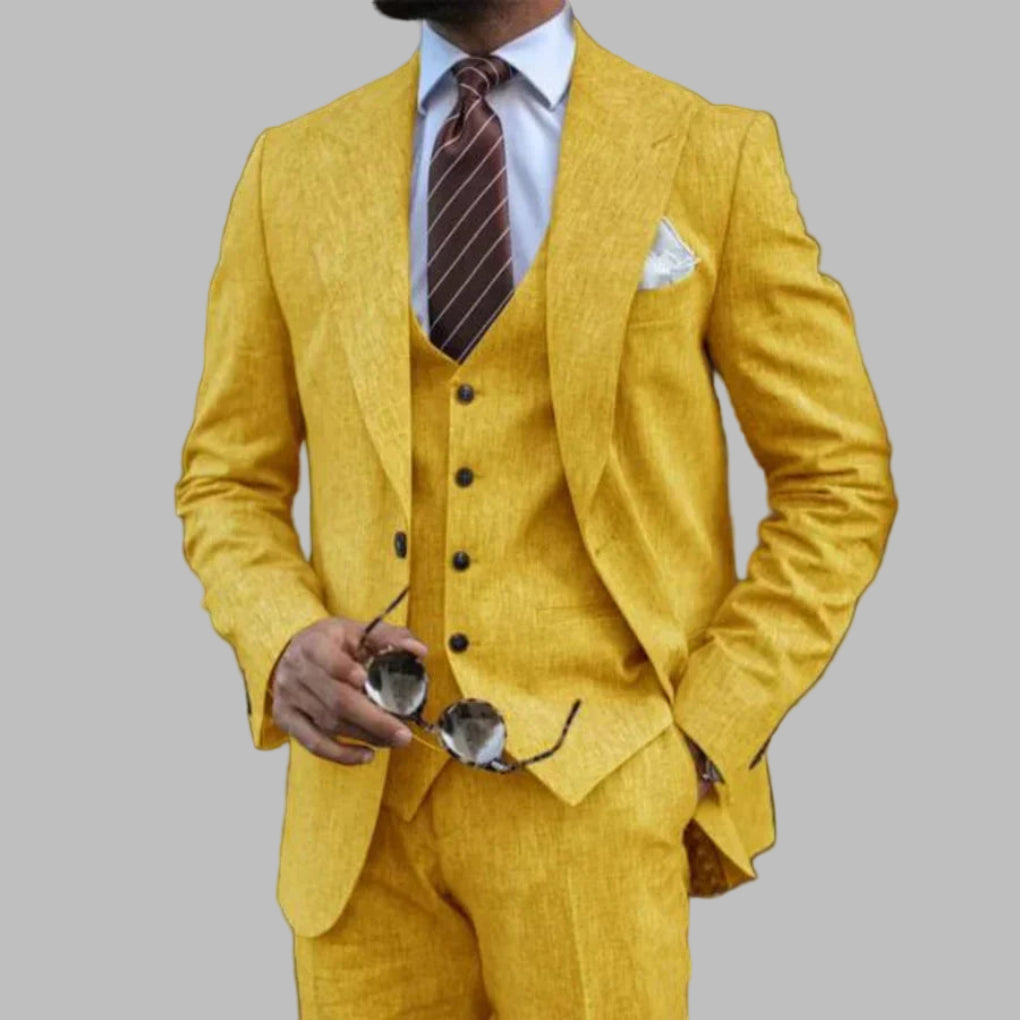 Lightweight Men’s Three-Piece Suit with Turn-Down Collar