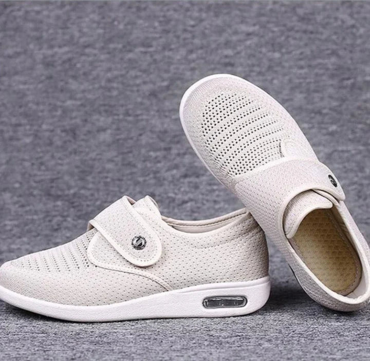 Wide Diabetic Shoes