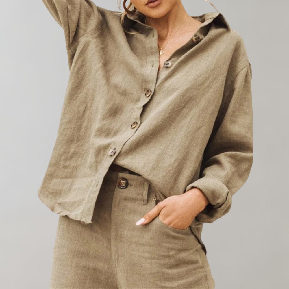 Vintage Linen Blouse for Women with Relaxed Fit and Classic Collar