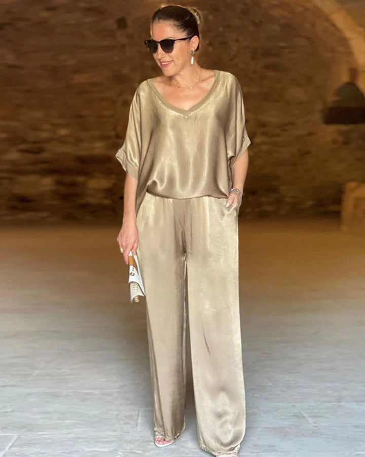 Elegant Two-Piece Women's Set (Top & Pants)