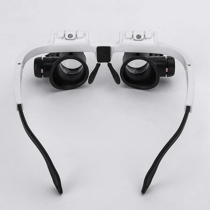 Magnifying Glass with LED Lighting and Adjustable Lenses