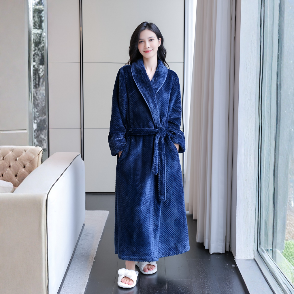 Women’s Plush Hooded Bathrobe