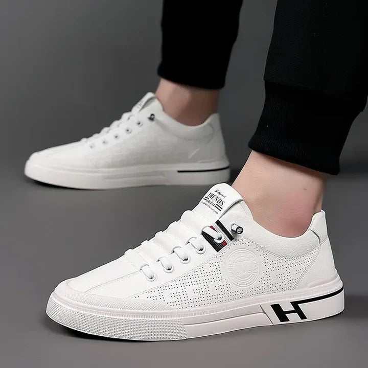 Stylish Men’s Sneakers with Modern Urban Appeal