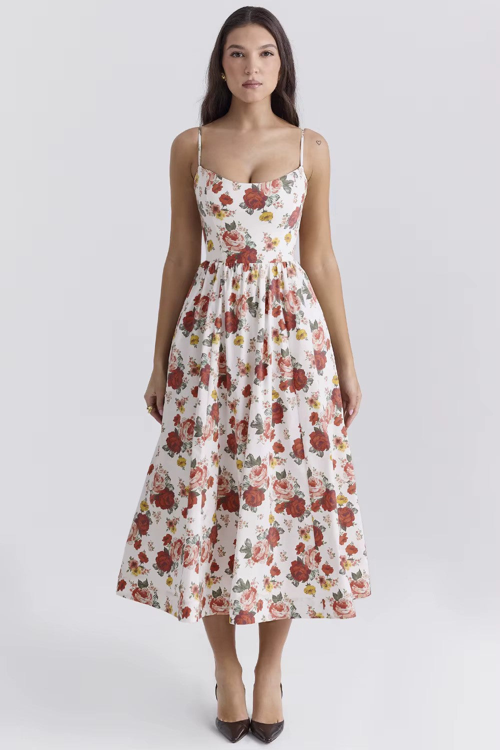 Vintage-Inspired Summer Dress with Square Neckline