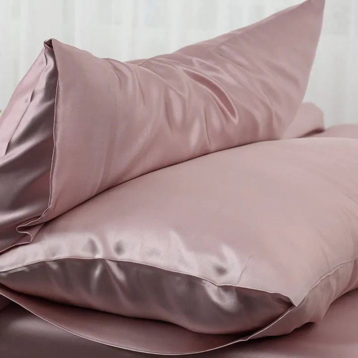 100% Natural Mulberry Silk Pillowcase – Luxurious, Comfortable, and Caring