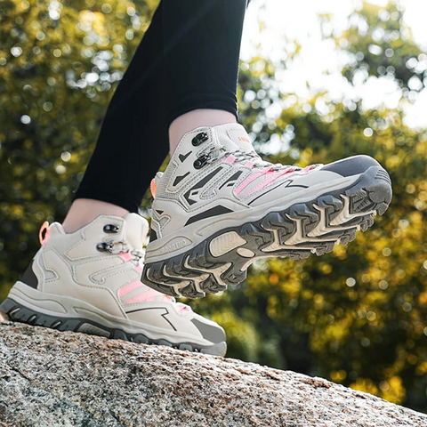 Giuseppe – Waterproof Hiking Shoes (Unisex)
