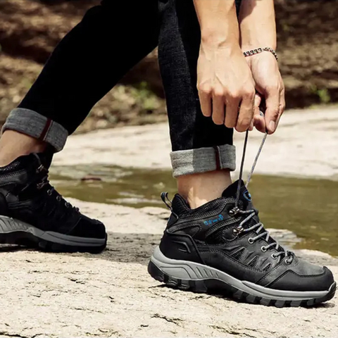 Giuseppe – Waterproof Hiking Shoes (Unisex)